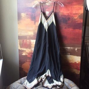 Faded Tag. M/L  Maxi Dress
